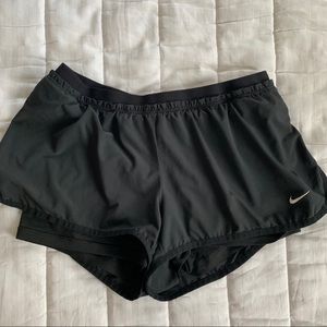 Nike women’s dry fit running short size L